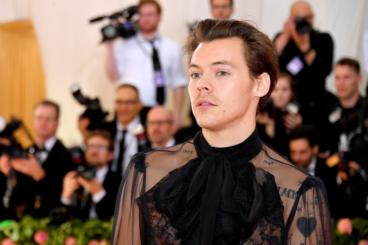 new york, new york may 06 harry styles attends the 2019 met gala celebrating camp notes on fashion at metropolitan museum of art on may 06, 2019 in new york city photo by dia dipasupilfilmmagic