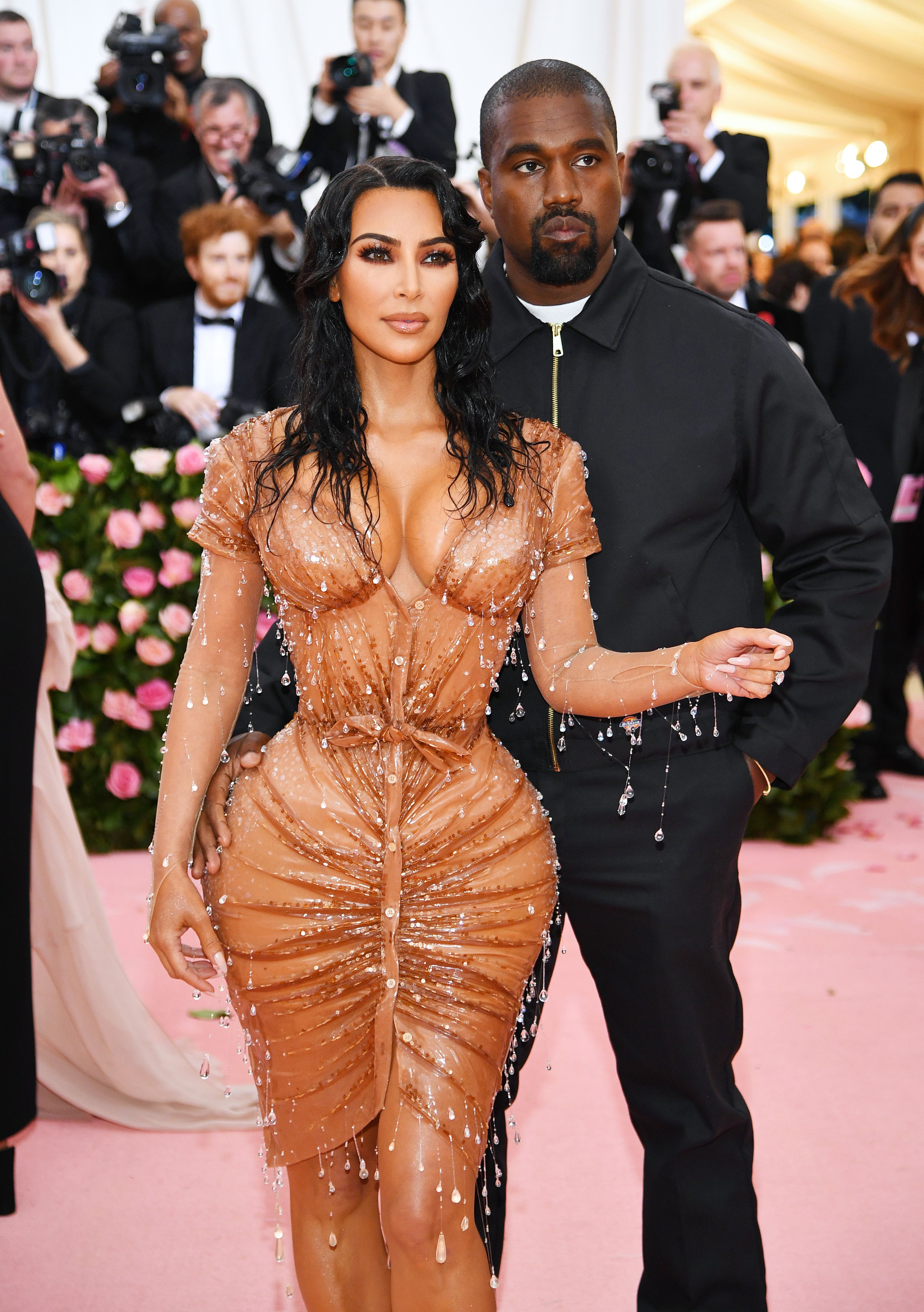 Kim kardashian shop met gala corset