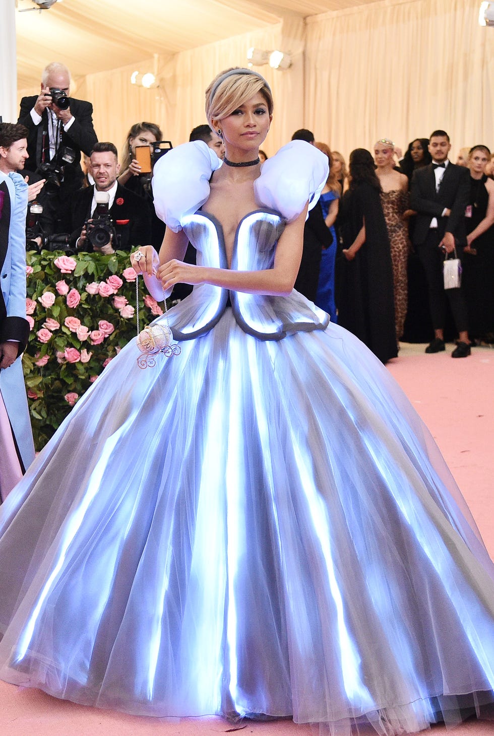 Zendaya wears chic AF cream suit to the 2025 Met Gala