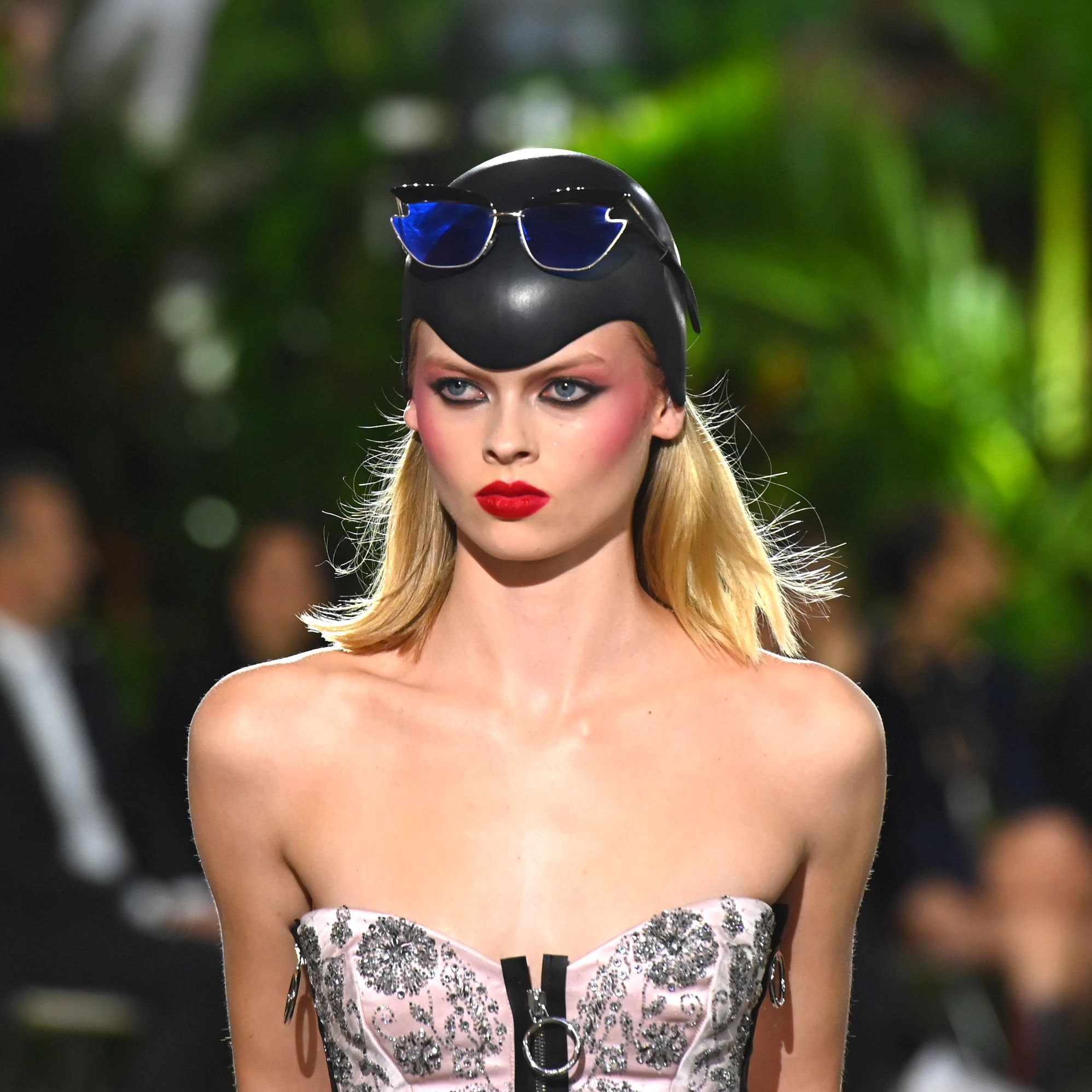 Louis Vuitton Confirms More Make-Up Is More With '80s 'Bladerunner' Blusher