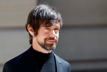 Hair, Facial hair, Facial expression, Beard, Chin, Hairstyle, Moustache, Forehead, Human, Smile, 