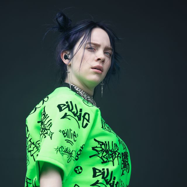 Green, Hairstyle, Cool, Black hair, Photography, T-shirt, Sleeve, Flash photography, 
