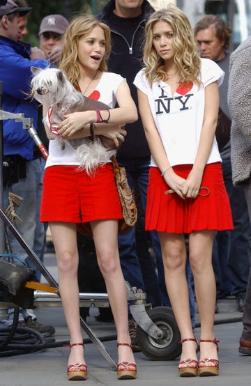 Clothing, Human leg, Leg, Fashion, Thigh, Beauty, Blond, Street fashion, Footwear, Shorts, 