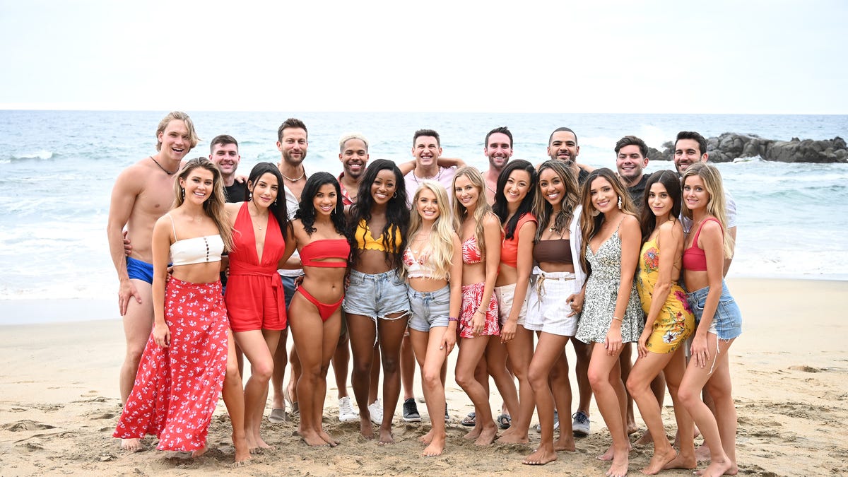 preview for 10 Strict Rules "Bachelor" Contestants Must Follow