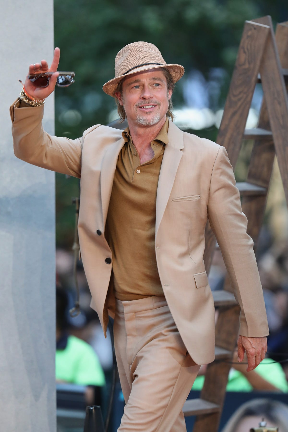 Brad Pitt Mexico City Once Upon a Time in Hollywood Premiere Red Carpet  Outfit