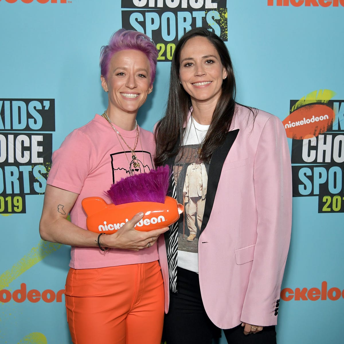 Megan Rapinoe Praises Her Fiancée Sue Bird For Serving As The Team Usa Flag Bearer 