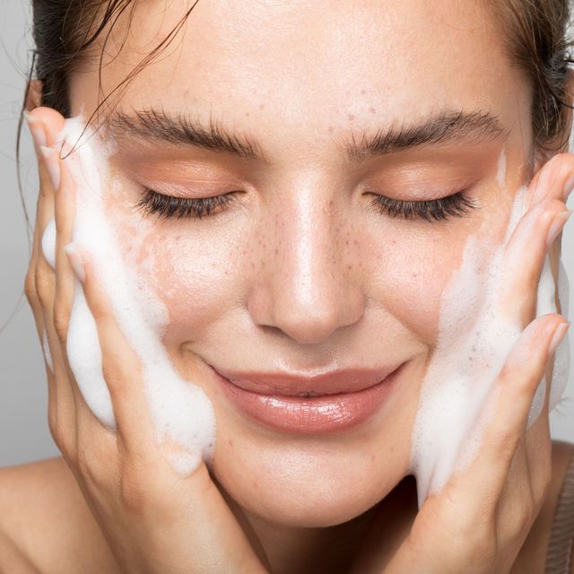 The Best Skincare Routine Order 2024, Per Dermatologists