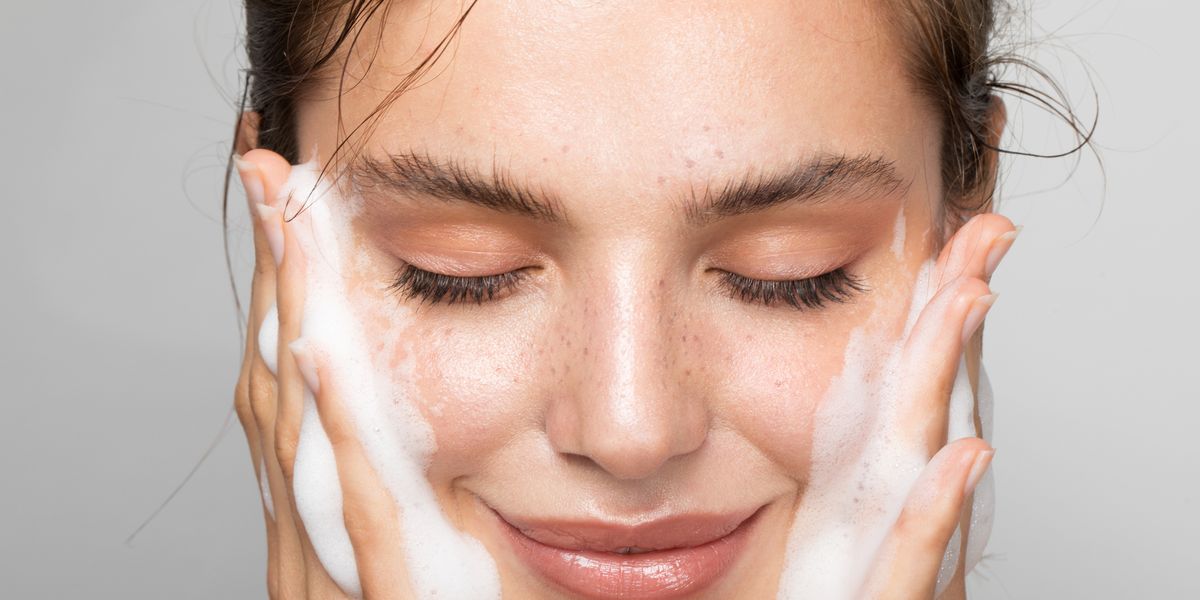 This Is The Correct Order To Apply Your Skincare Products, According To Dermatologists