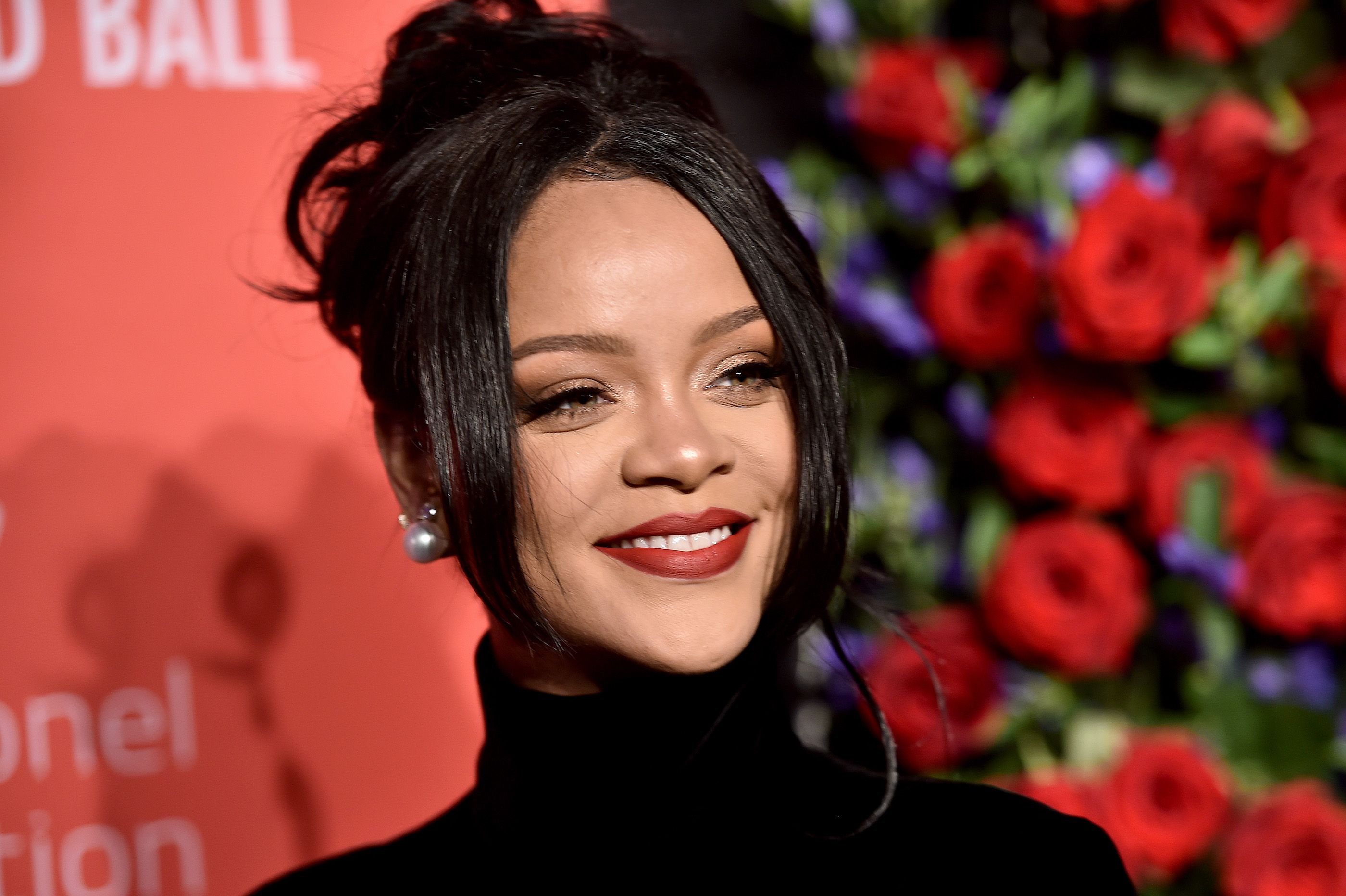 Rihanna on X: new year's resolution: apply the pressure