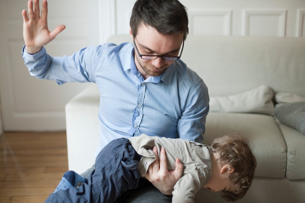 Sitting, Shoulder, Comfort, Arm, Joint, Leg, Child, Room, Muscle, Photography, 
