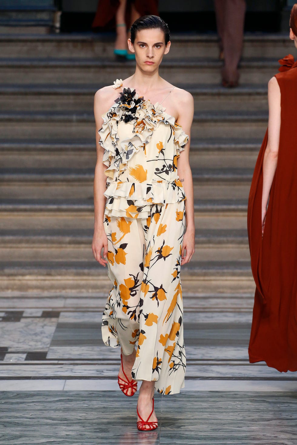 Fashion model, Fashion show, Runway, Fashion, Clothing, Shoulder, Dress, Haute couture, Joint, Summer, 