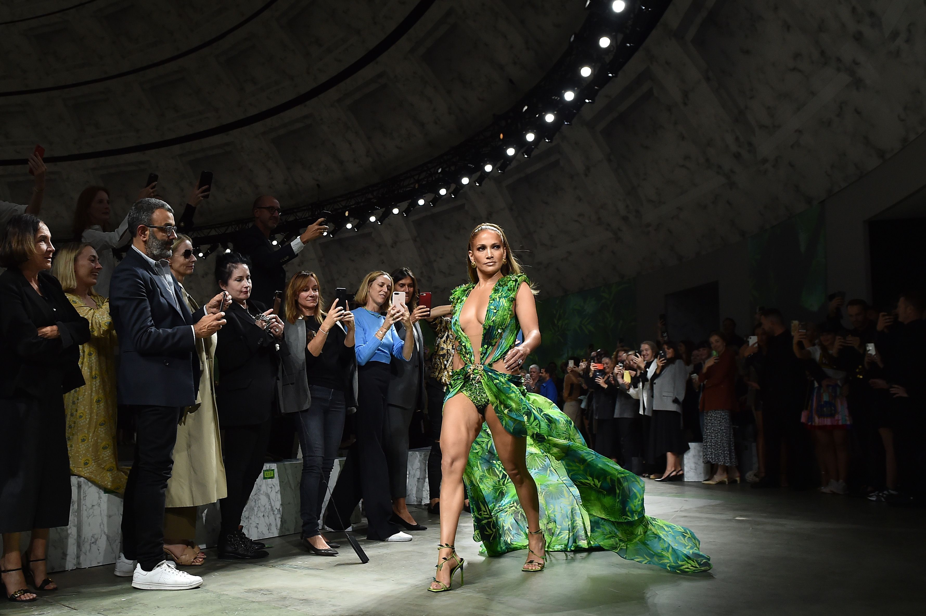 Jennifer Lopez Walks Milan Fashion Week in Her Famous Green Versace Gown -  Versace Spring 2020 Show