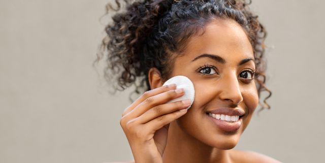 What's Face Toner And How You Use It? What Dermatologists Say