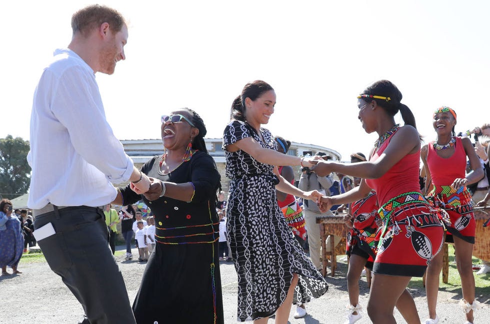 Meghan Markle, Prince Harry, dance, royal tour, Africa