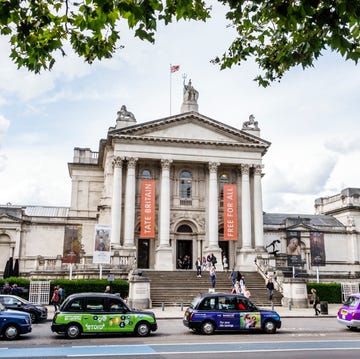 London, Tate Britain art museum gallery, exterior with taxis london, tate britain art museum gallery, exterior with taxis photo by jeffrey greenbergeducation imagesuniversal images group via getty images