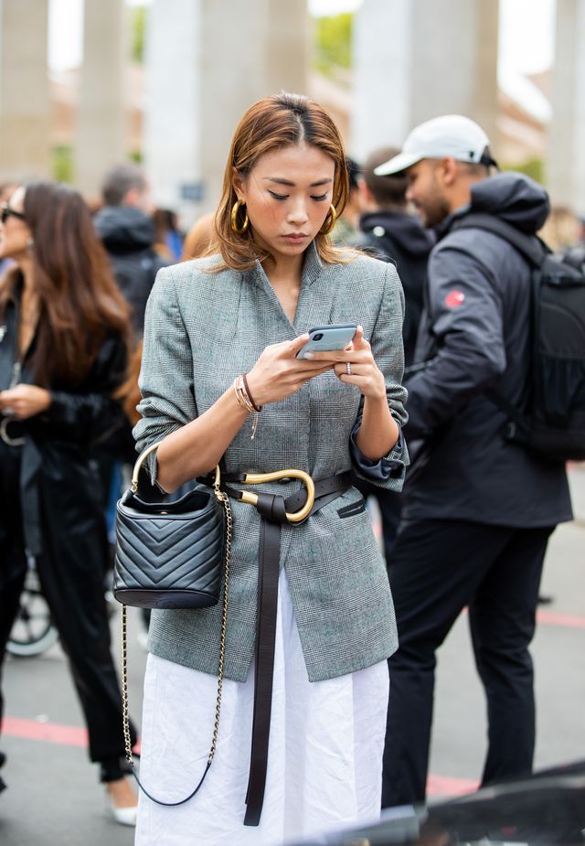 The Blazer Styling Trick You Need To Know That's Taking Over Fashion Week