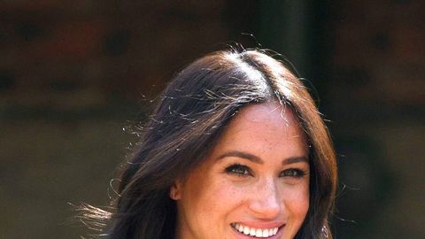 preview for All Of Prince Harry And Meghan Markle's Sweetest PDA Moments