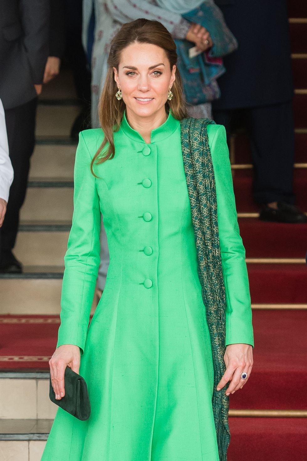 凱特王妃出訪巴基斯坦 外交穿搭超用心！