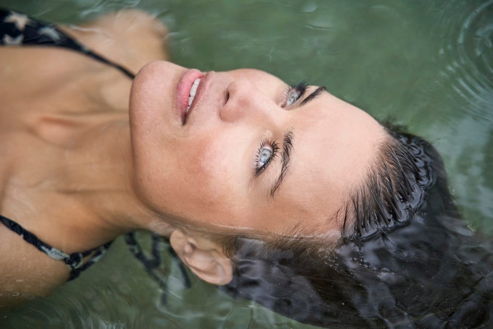 how to remove waterproof mascara