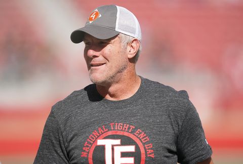 santa clara, california   october 27 former nfl quarterback brett favre wears a t shirt that reads national tight end day prior to the start of an nfl game between the carolina panthers and san francisco 49ers at levis stadium on october 27, 2019 in santa clara, california photo by thearon w hendersongetty images