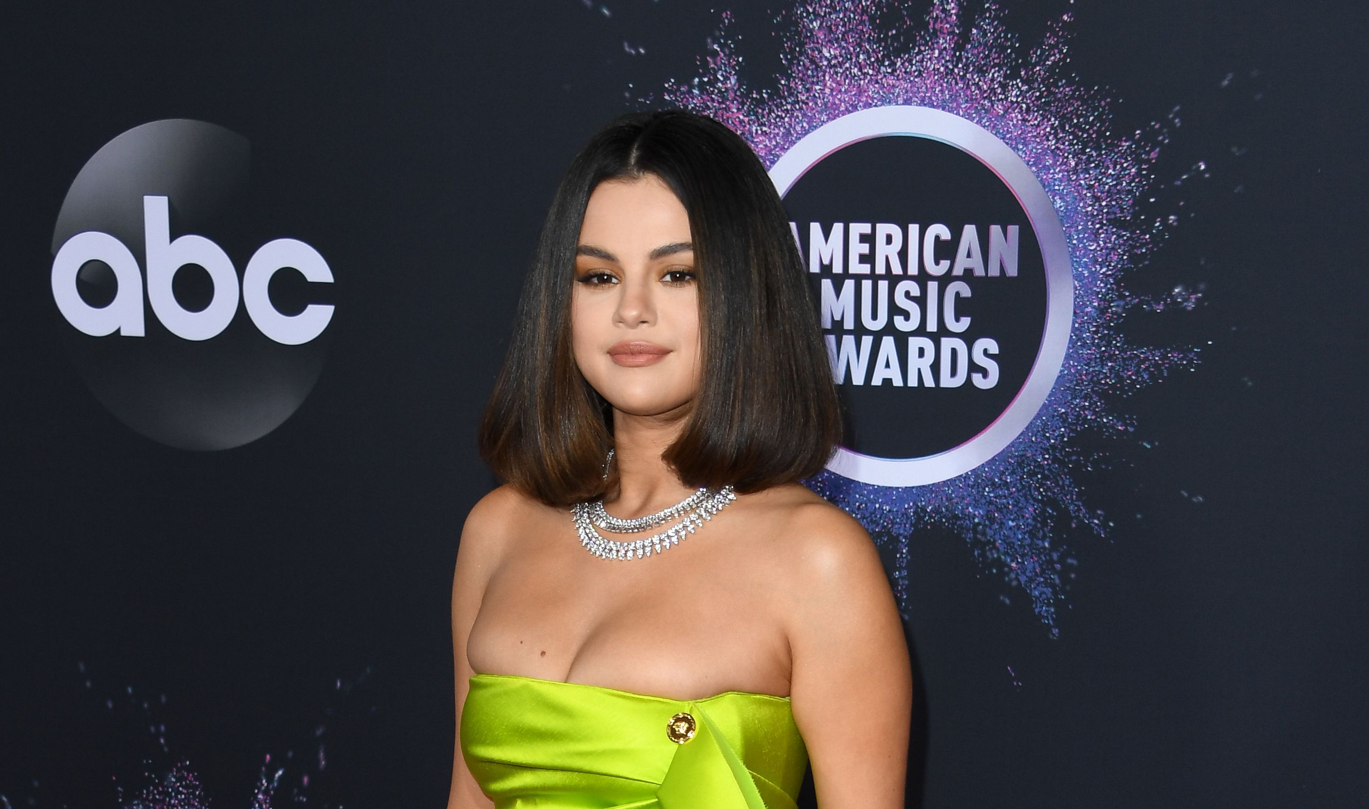 Selena Gomez reveals huge new tattoo at the American Music Awards