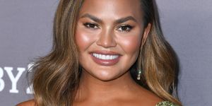 culver city, california   november 09  chrissy teigen arrives at the 2019 baby2baby gala presented by paul mitchell  at 3labs on november 09, 2019 in culver city, california photo by steve granitzwireimage