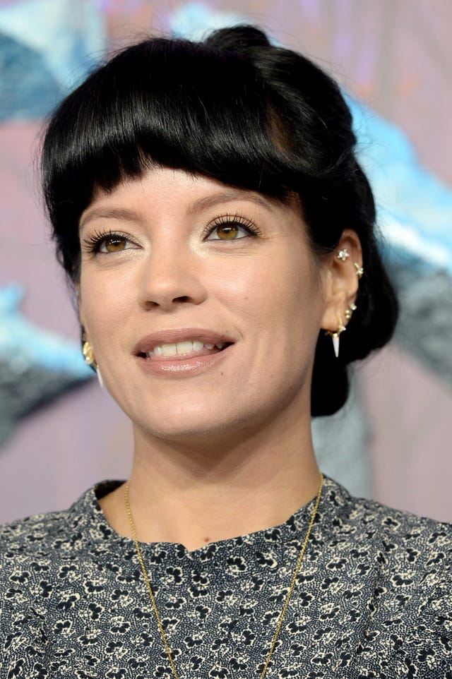 lily allen attends the frozen 2 european premiere