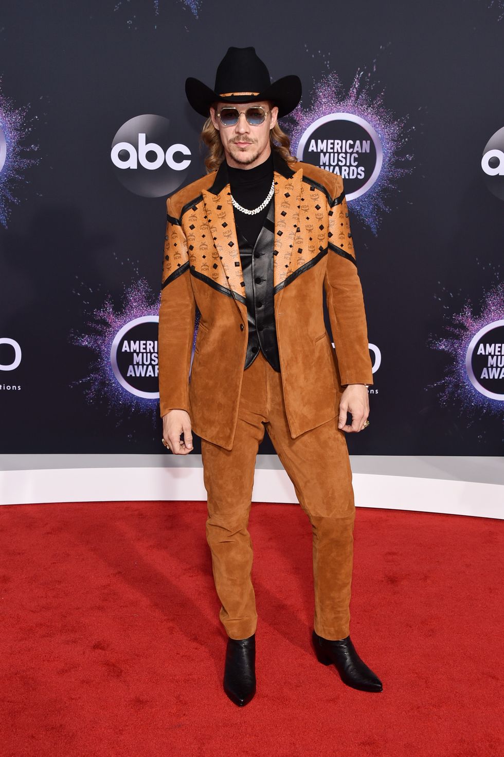 Diplo at the 2019 American Music Awards - Arrivals