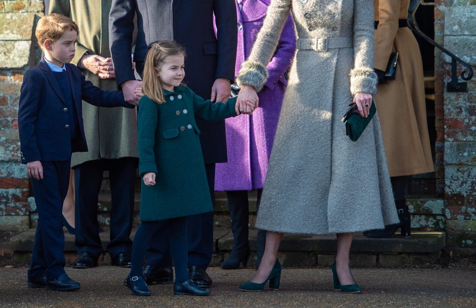 Prince George and Princess Charlotte Christmas Walk Pics