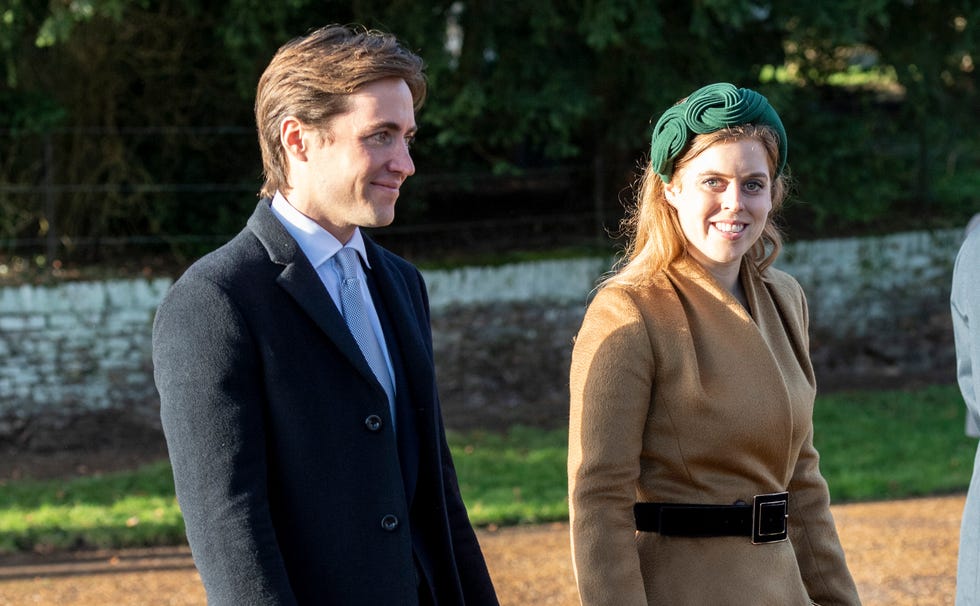 kings lynn, england december 25 princess beatrice and edoardo mapelli mozziconi attend the christmas day church service at church of st mary magdalene on the sandringham estate on december 25, 2019 in kings lynn, united kingdom photo by uk press pooluk press via getty images