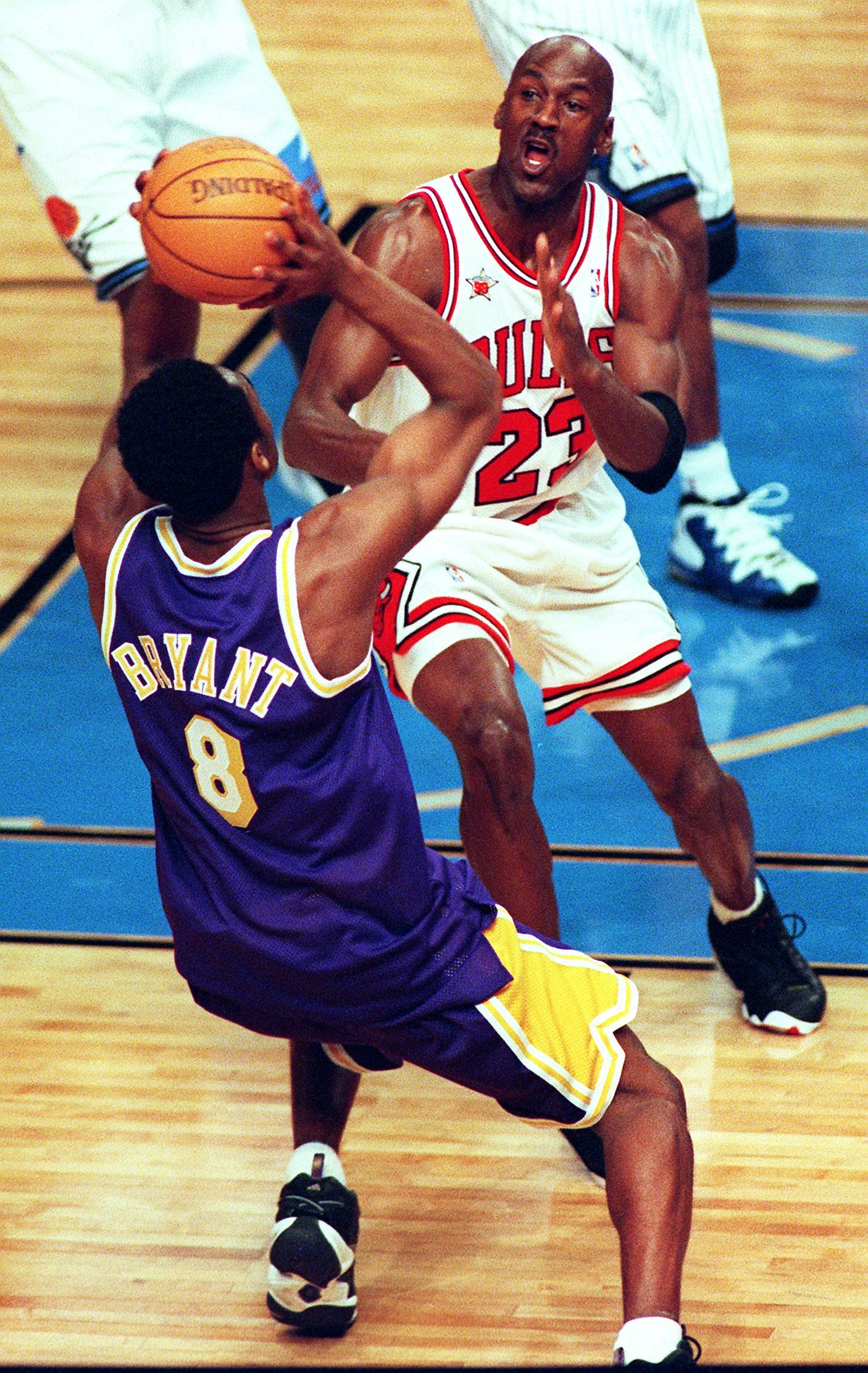 12 Photos of Michael Jordan and Kobe Bryant Through the Years