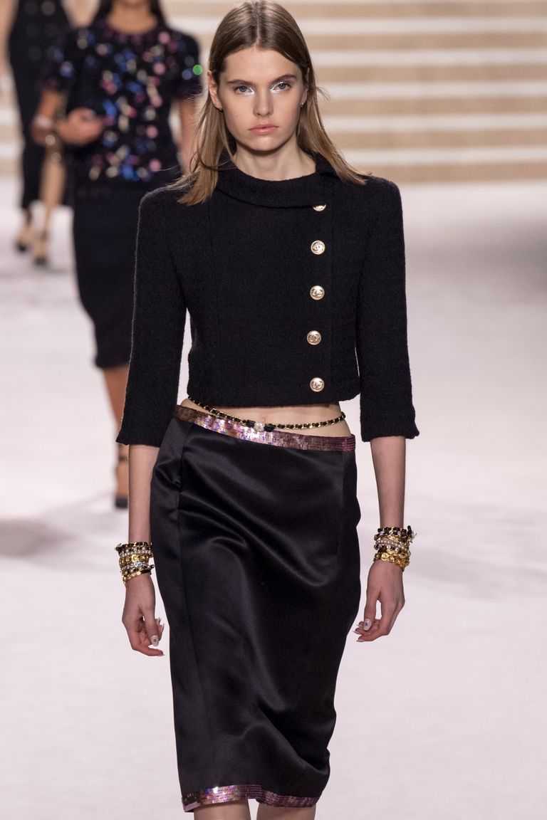 Chanel Sent Hip Chains and Pearl Belts Down Its 2020 Metiers d'Art Runway