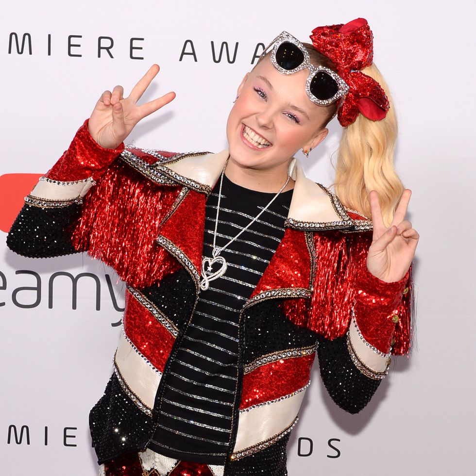 santa monica, california   december 11 jojo siwa attends the 2019 streamys premiere awards at the broad stage on december 11, 2019 in santa monica, california photo by andrew tothgetty images for streamy awards