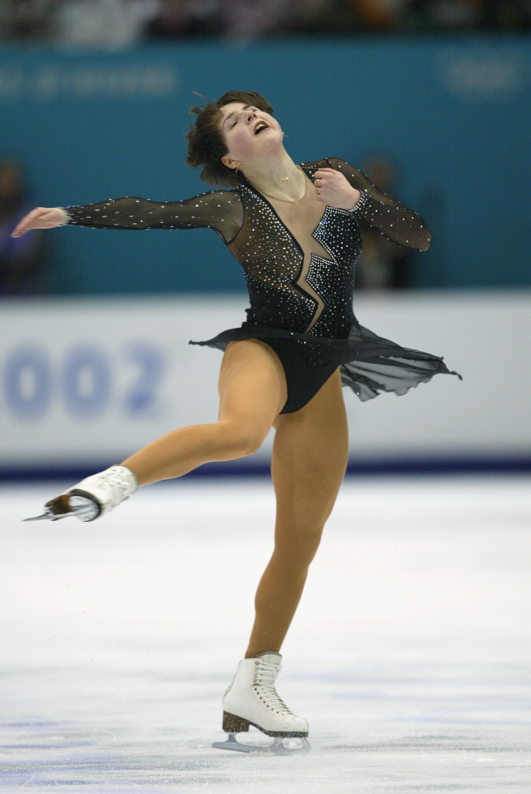 33 Best Ice Skating Outfits Iconic Outfits Worn by Famous Figure Skaters