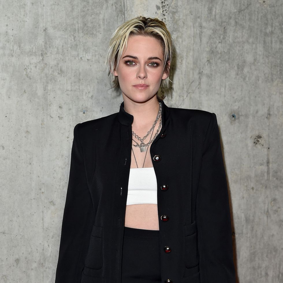 los angeles, california   january 07 kristen stewart attends the special fan screening of 20th century foxs underwater at alamo drafthouse cinema on january 07, 2020 in los angeles, california photo by axellebauer griffinfilmmagic