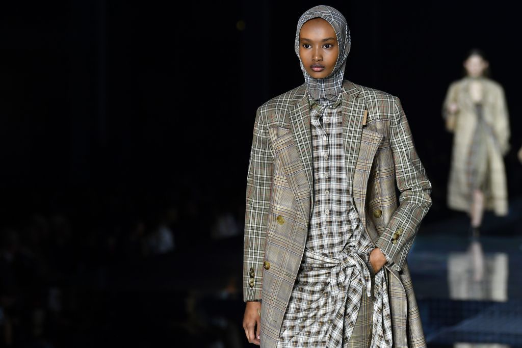 Burberry fashion hotsell show 2020