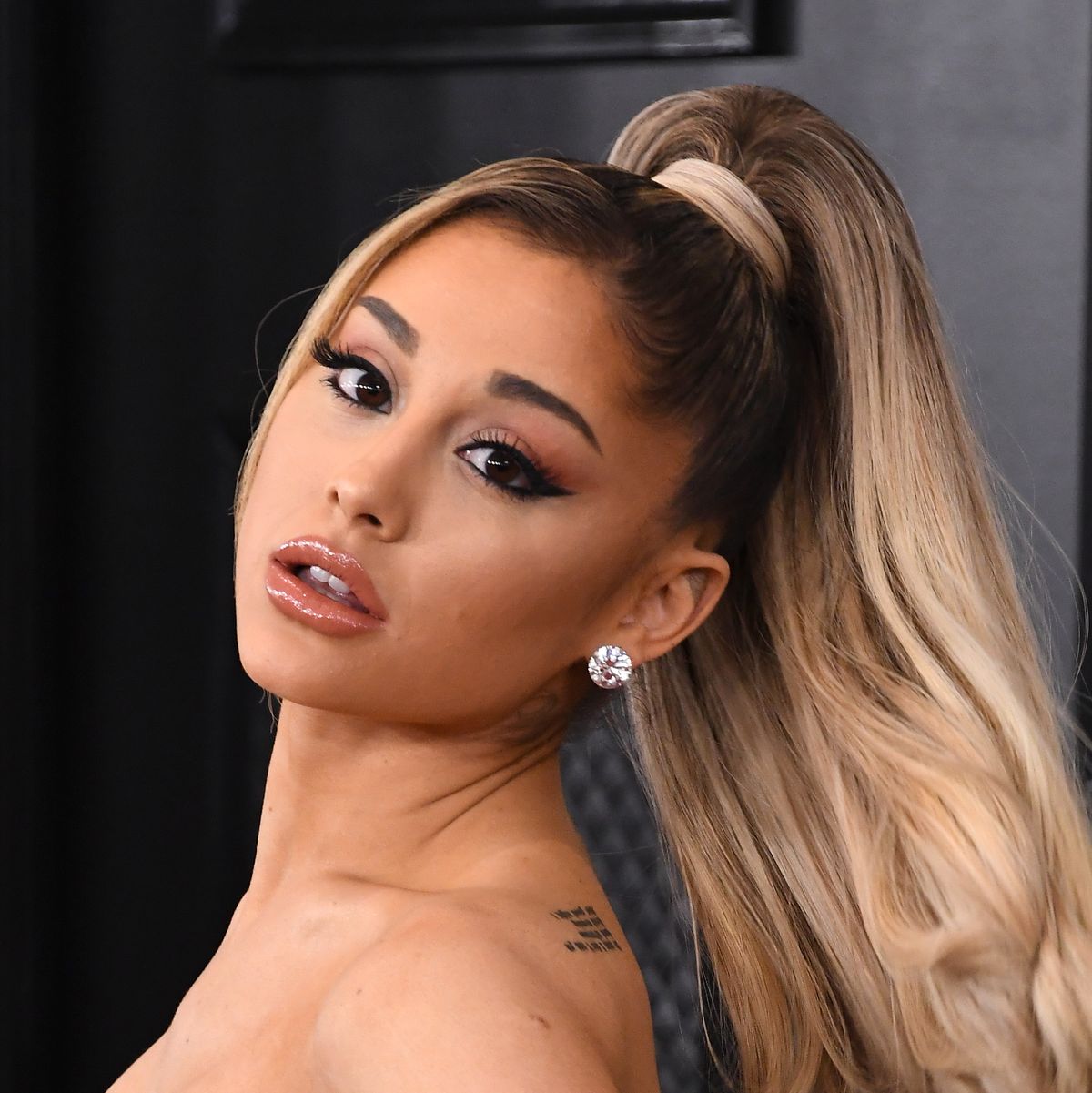 Ariana Grande Wears Early 2000s Favorite Return to Tiffany Necklace