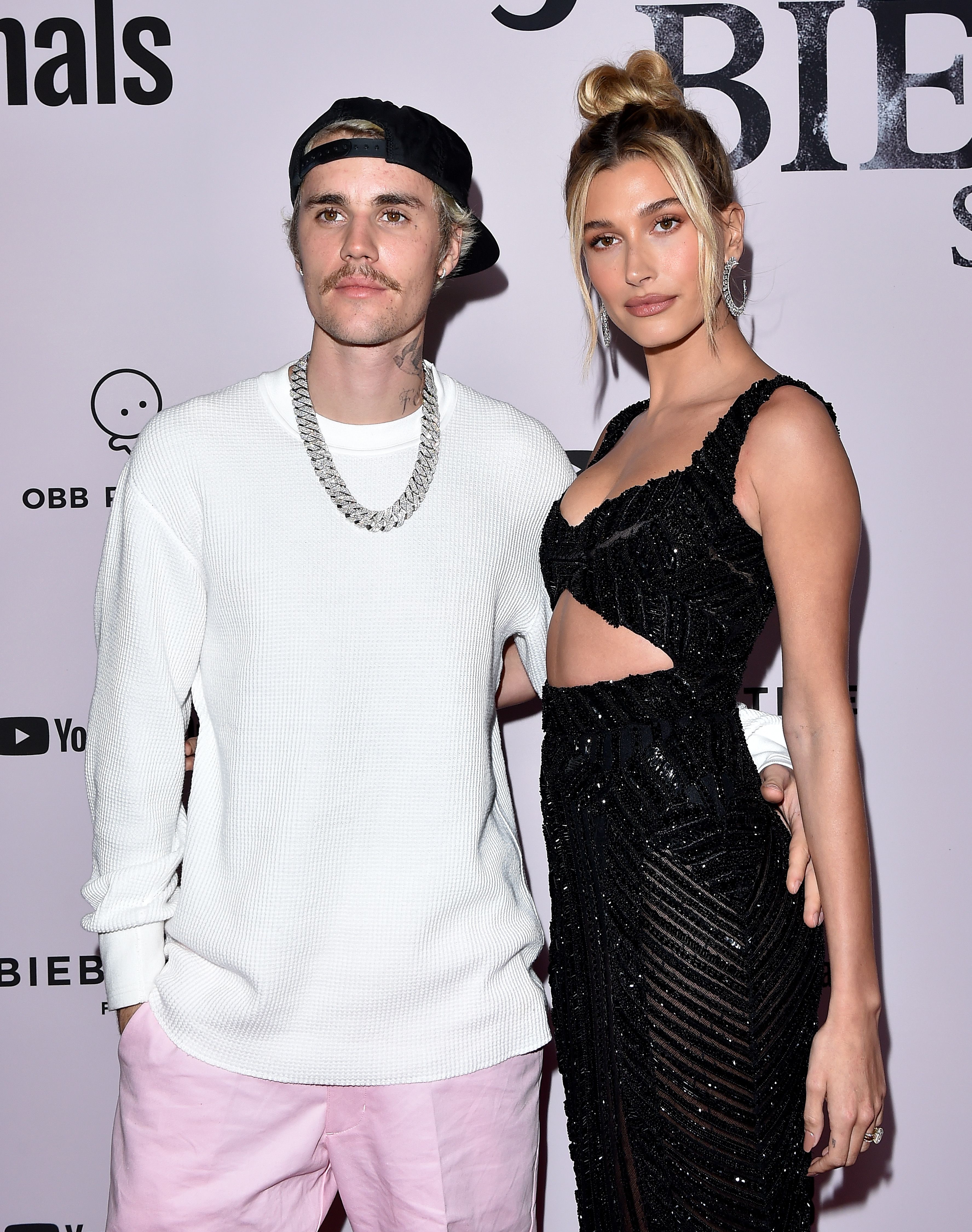 Justin & Hailey Bieber's evolvetogether Face Masks Are Chic & Cheap –  StyleCaster