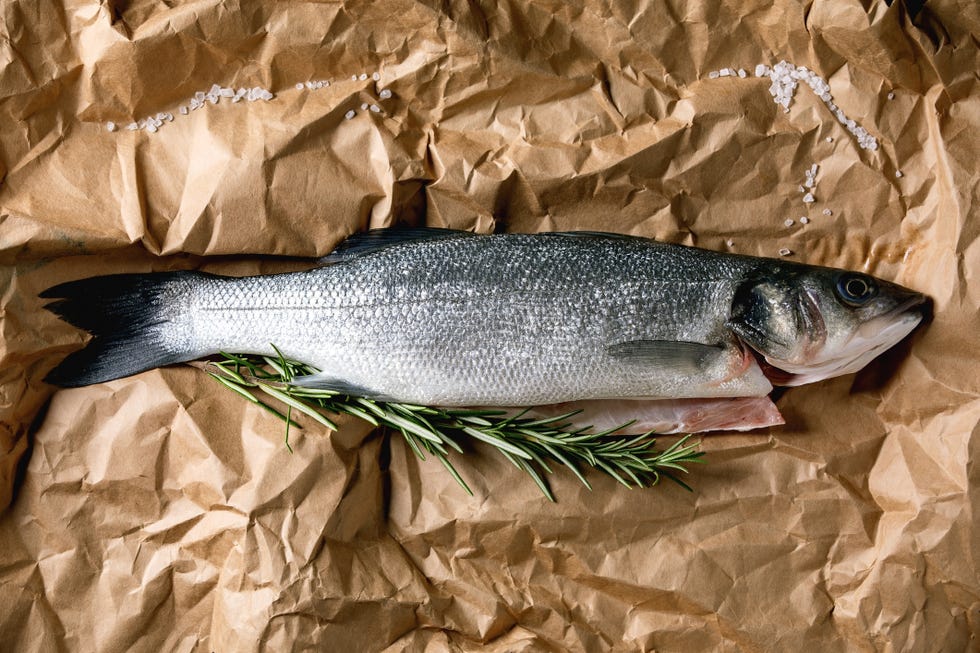 How to Prepare a Bass-Like Fish for Cooking Whole 