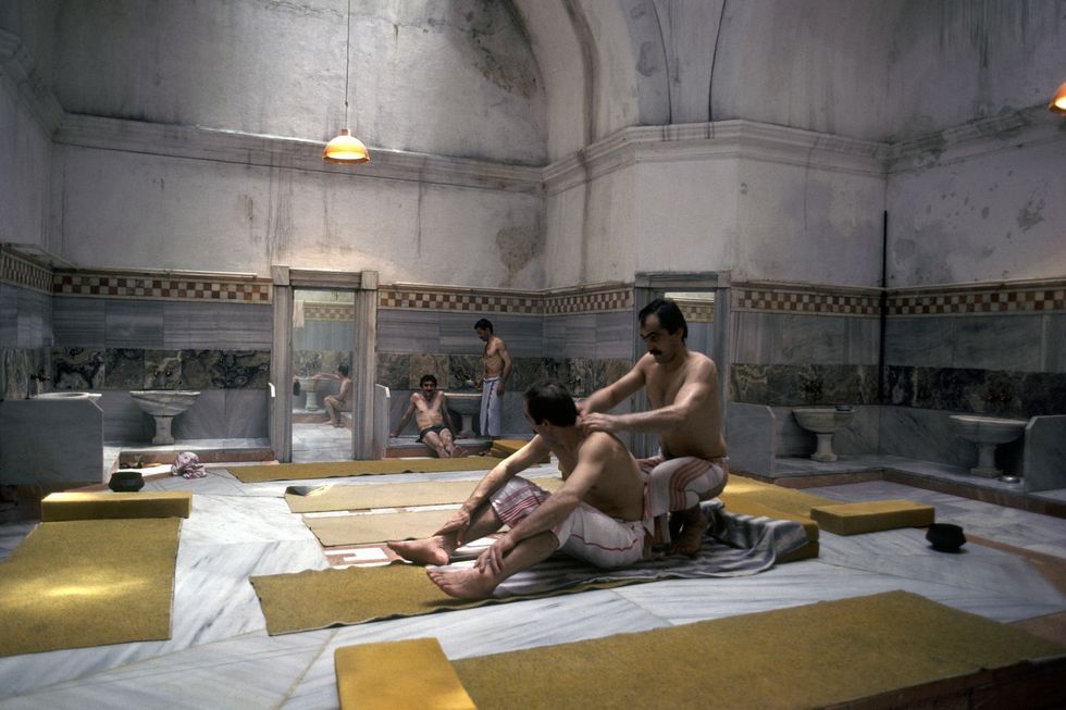Room, Thermae, 