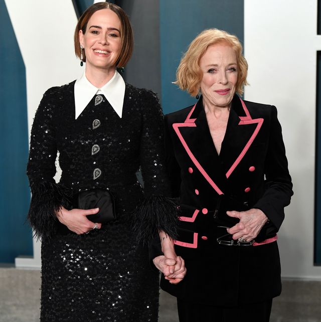 beverly hills, california   february 09 sarah paulson and holland taylor attend the 2020 vanity fair oscar party hosted by radhika jones at wallis annenberg center for the performing arts on february 09, 2020 in beverly hills, california photo by karwai tanggetty images