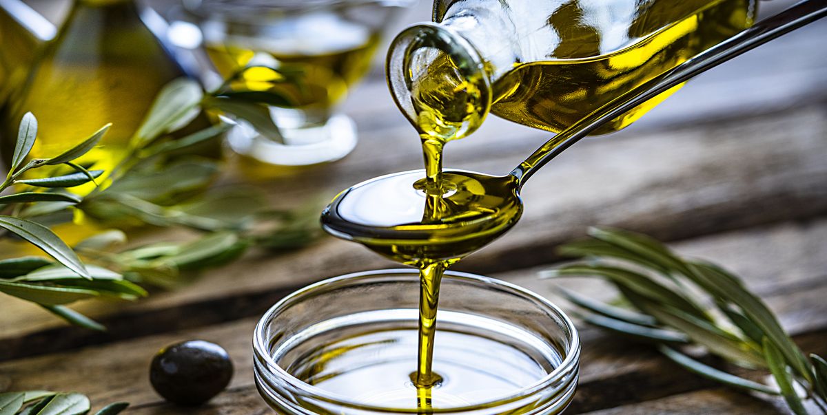 5 Best Healthy Cooking Oils, According to Nutritionists—and Which Ones to  Avoid or Use in Moderation
