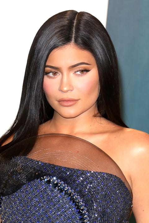 beverly hills, california   february 09  kylie jenner attends the 2020 vanity fair oscar party at wallis annenberg center for the performing arts on february 09, 2020 in beverly hills, california photo by toni anne barsonwireimage