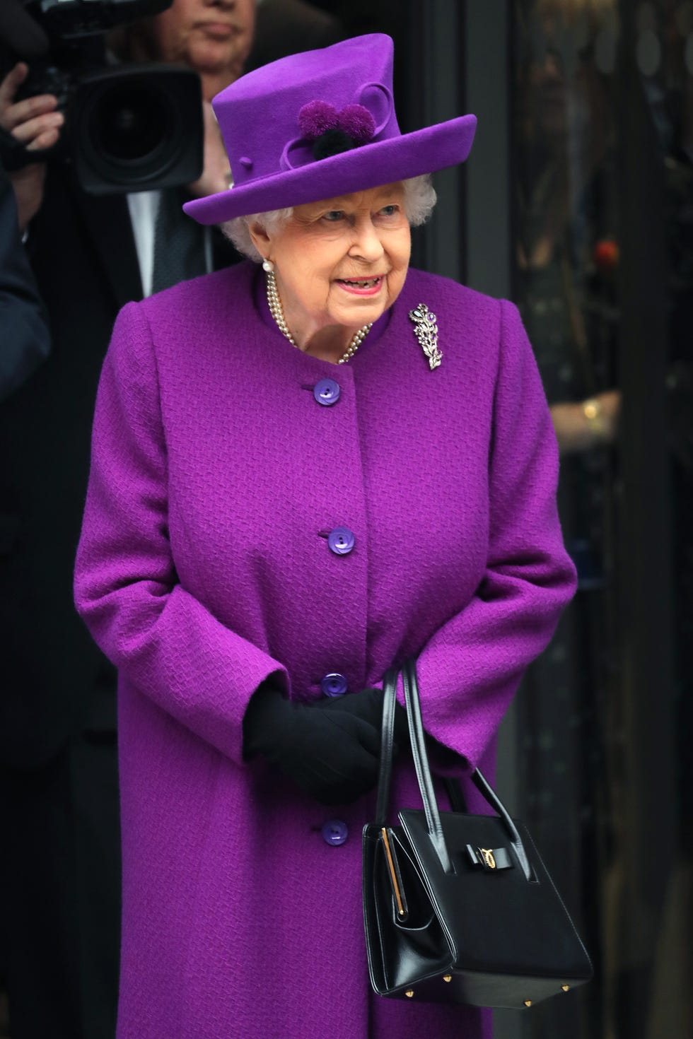 Handbag sales skyrocket, inspired by Queen Elizabeth