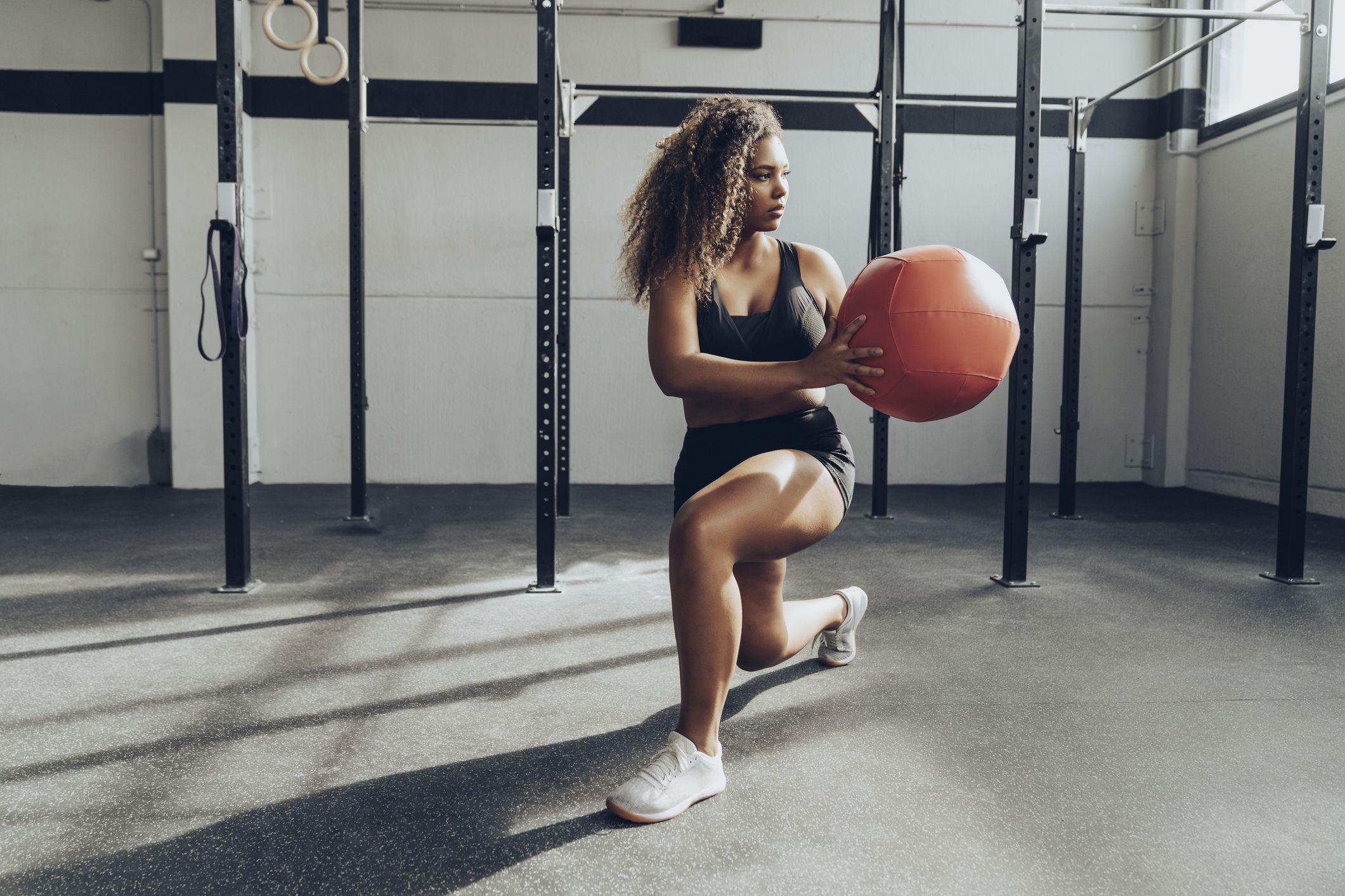 Hit This 15-Minute Barbell 'Bear Complex' Workout for Full-body