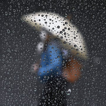 https://i.natgeofe.com/n/0c0405c8-6440-4560-92ee-e1458377296b/GettyImages-1223642369.jpg Mensen met postCOVID19depressie voelen zich vaak onbegrepen omdat ze weliswaar hersteld zijn van de acute symptomen van de ziekte maar zich lange tijd daarna nog niet de oude voelen