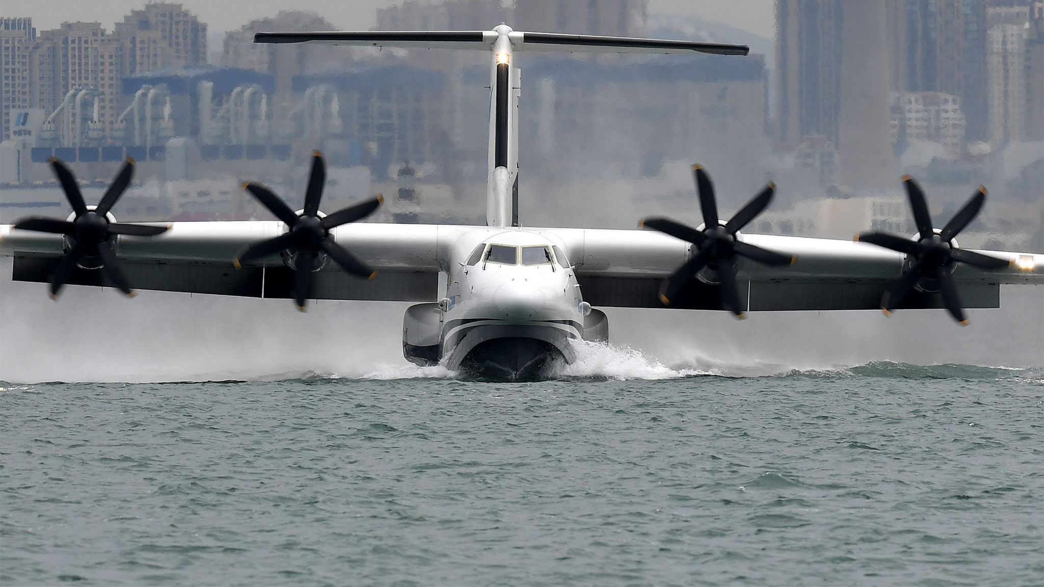 Amphibious Planes La