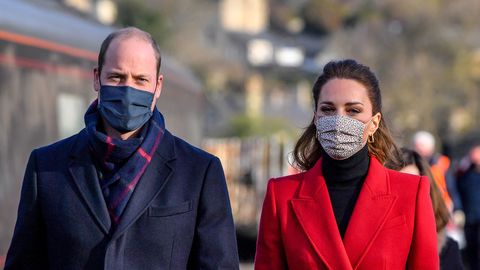 preview for Prince William & Kate Middleton Face BACKLASH Over Pandemic Tour!