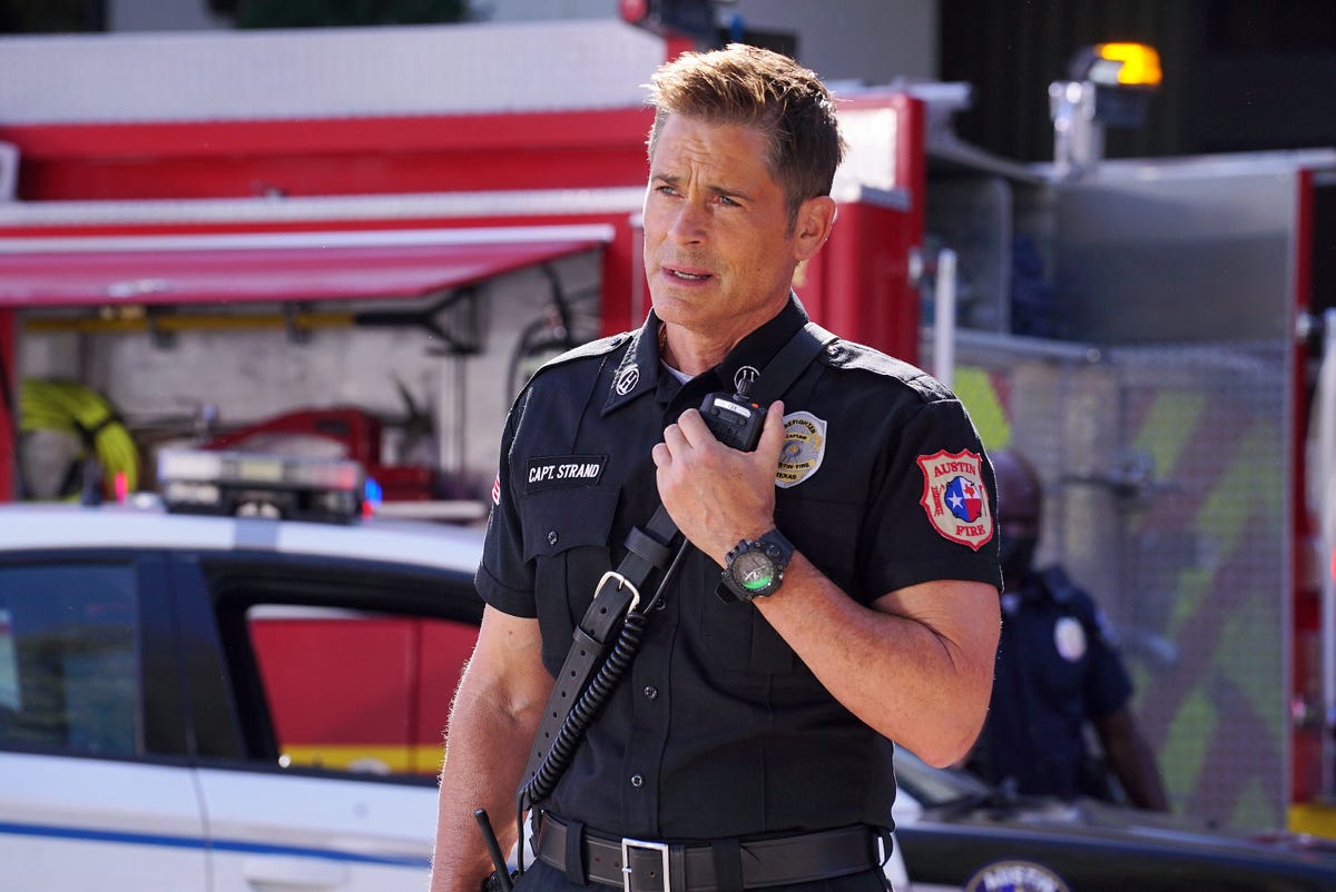 Fans Are Freaking Out Over the Trailer for Rob Lowe's New Show