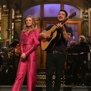saturday night live    carey mulligan episode 1802    pictured l r host carey mulligan with her husband marcus mumford during the monologue on saturday, april 10, 2021    photo by will heathnbcnbcu photo bank via getty images